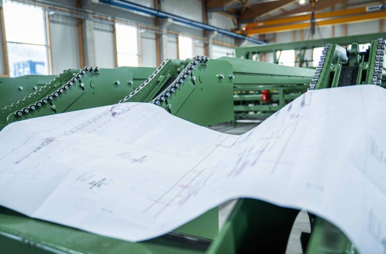 Förder- und Sortieranlage für die Rundholzverarbeitung von TC Maschinenbau